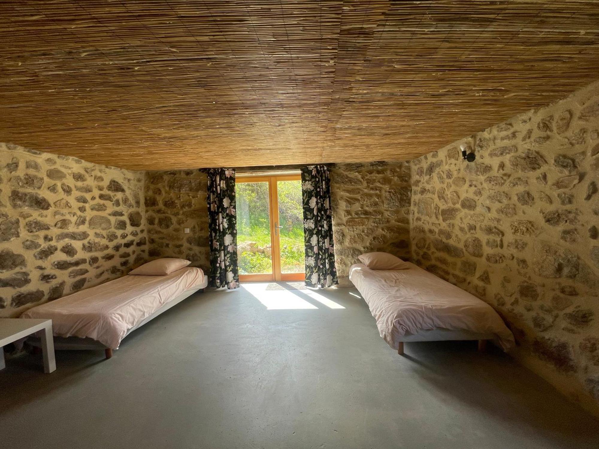 Bed and Breakfast La Beatitude Malaurier Экстерьер фото